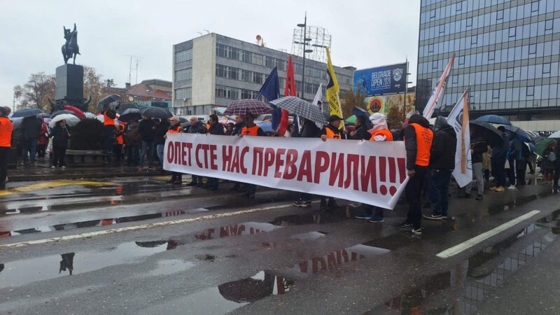 Reprezentativni sindikati prosvetnih radnika u štrajku solidarnosti sa studentima