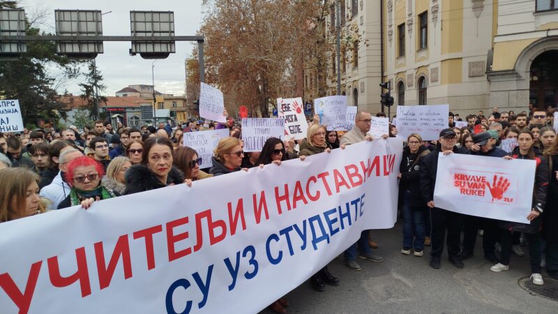 Prosvetari u Nišu obustavljaju nastavu u znak podrške studentima