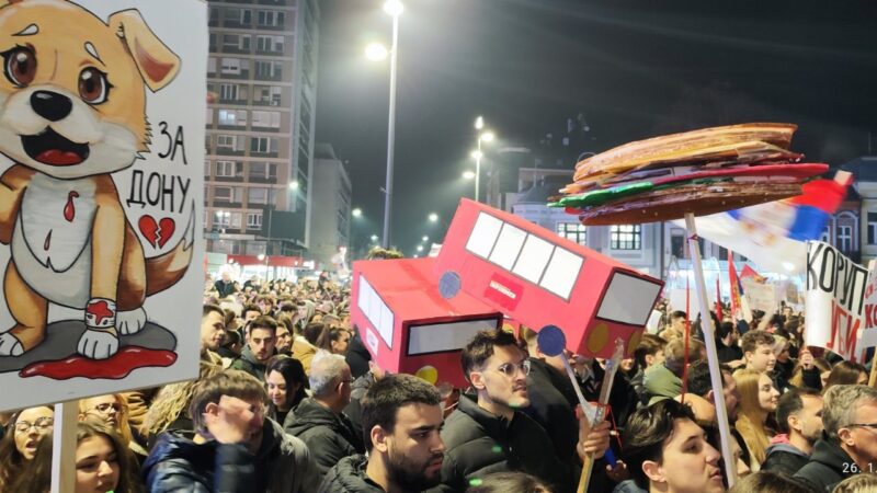 Nišlije masovno izašle na studentski protest „Trk na Trg“