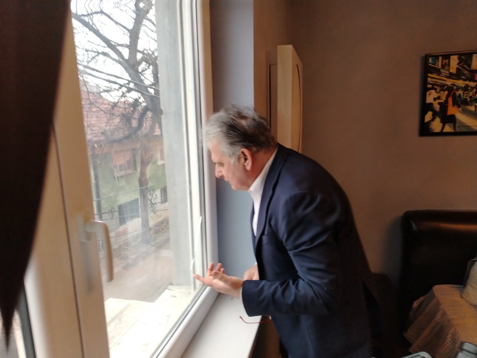 Dr Dragan Milić: „Pokušaj ubistva je izbegnut zahvaljujući kvalitetnoj stolariji“