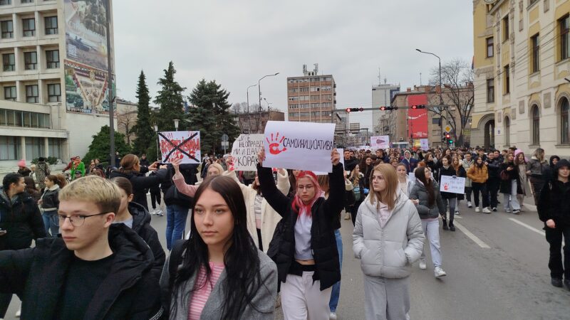 Niški Pravni i Ekonomski prelaze na onlajn nastavu – studenti Pravnog ostaju u blokadi