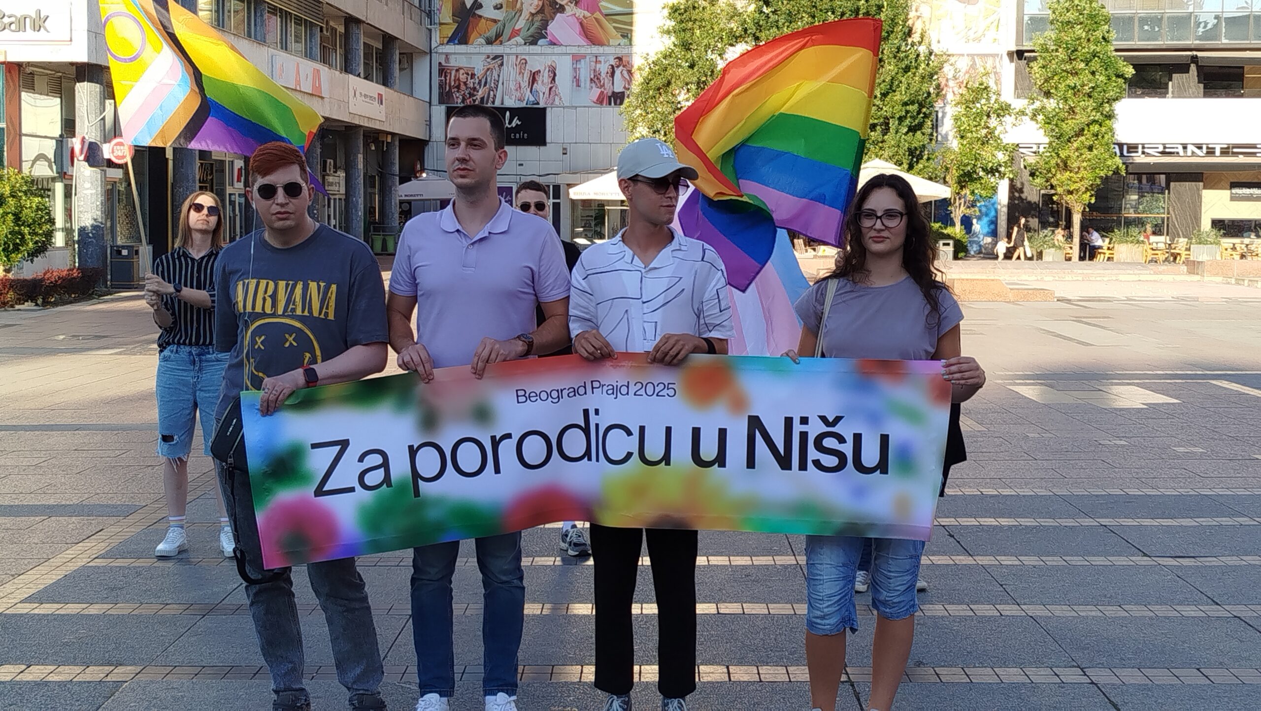 „Prajd karavan“ krenuo iz Niša: Aktivisti traže razumevanje i bezbednost