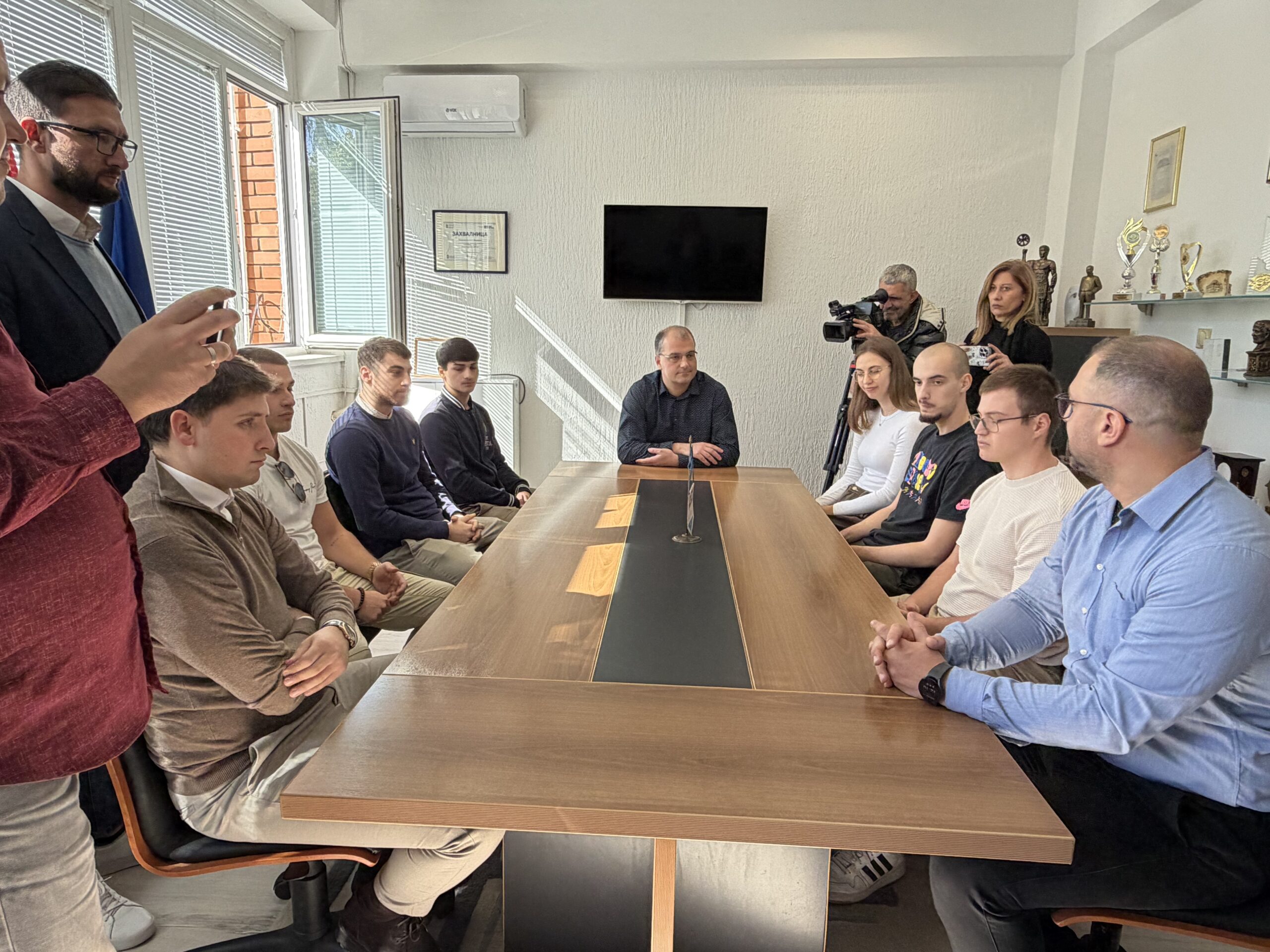 Prijem nagrađenih ekipa turnira „Medijana Open 3×3“ i mališana Jakova Jilmaza u Gradskoj opštini Medijana