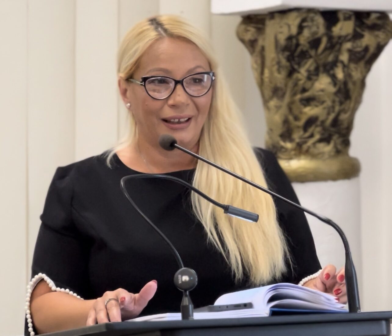 Komisija: Etički kodeks nije prekršen – „Vređanje građana i dece sa autizmom nije lapsus, već sramota“