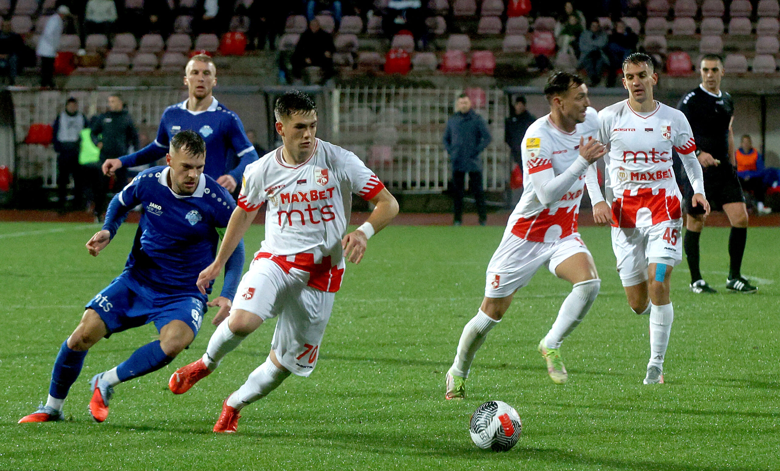 Radnički savladao Radnik 4:2 na “Čairu” – dvostruki strelac Bosić, Sivić pohvalio timski duh