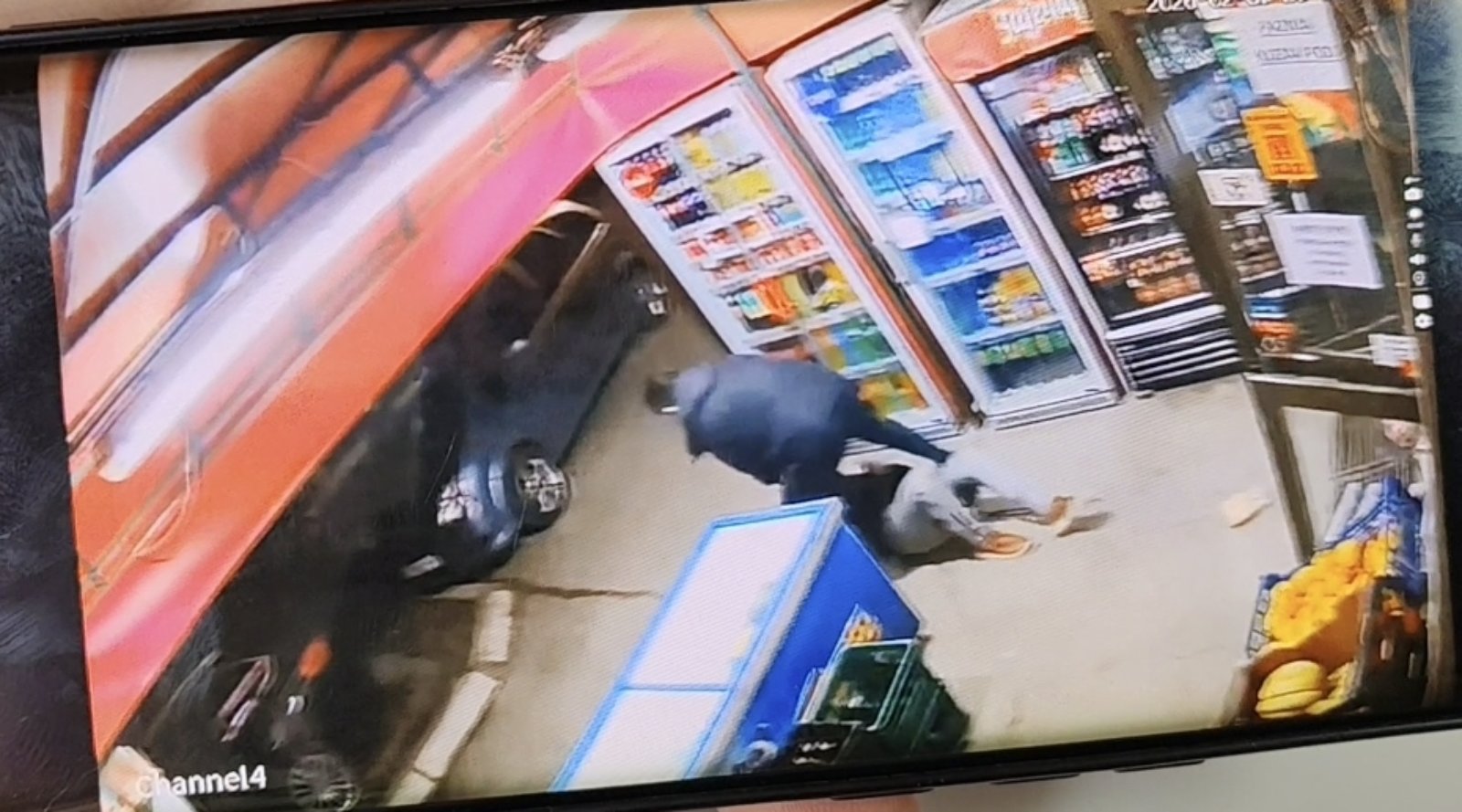 Pokušaj razbojništva u Nišu: Gradonačelnik oduzeo pištolj napadaču